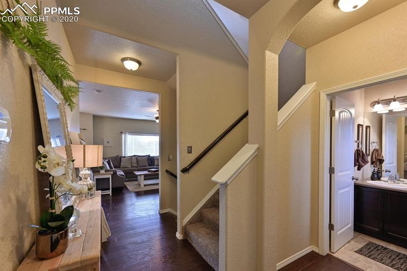 6885 Alliance Loop, Colorado Springs, CO 80925