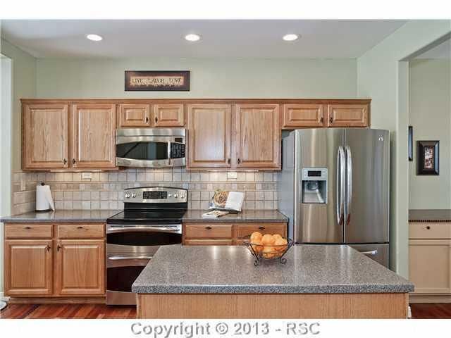6885 Little Field Dr, Colorado Springs, CO 80923