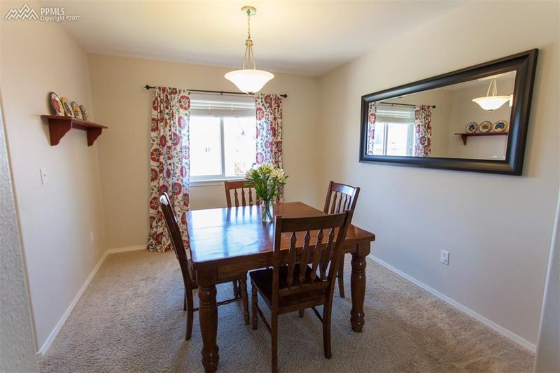 6887 Prairie Wind Dr, Colorado Springs, CO 80923