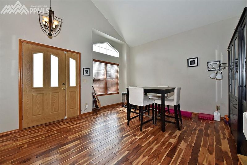 6888 Sungold Dr, Colorado Springs, CO 80923