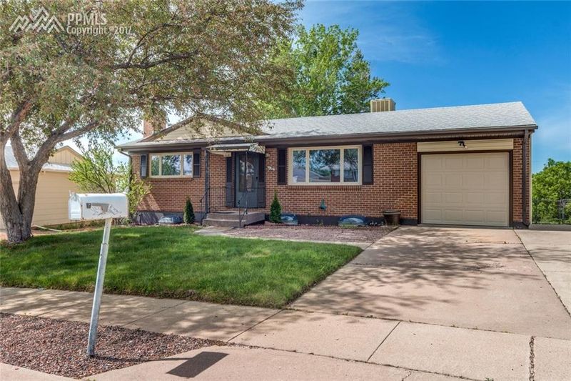 689 Bridger Dr, Colorado Springs, CO 80909