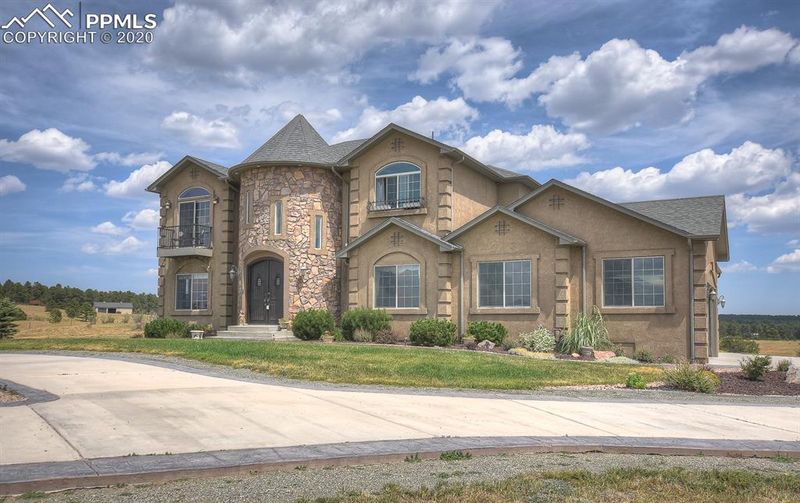 6890 Eagle Wing Dr, Colorado Springs, CO 80908