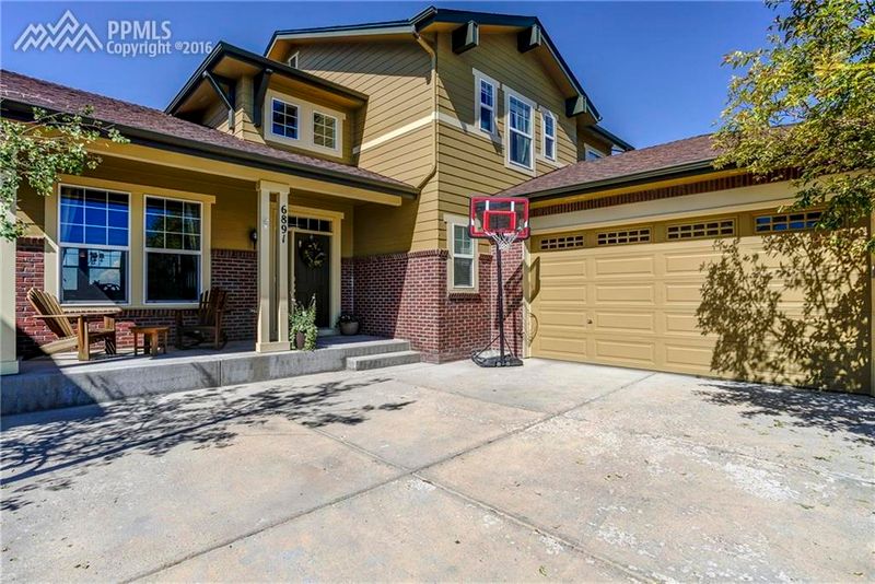 6891 S Haleyville Ct, Aurora, CO 80016