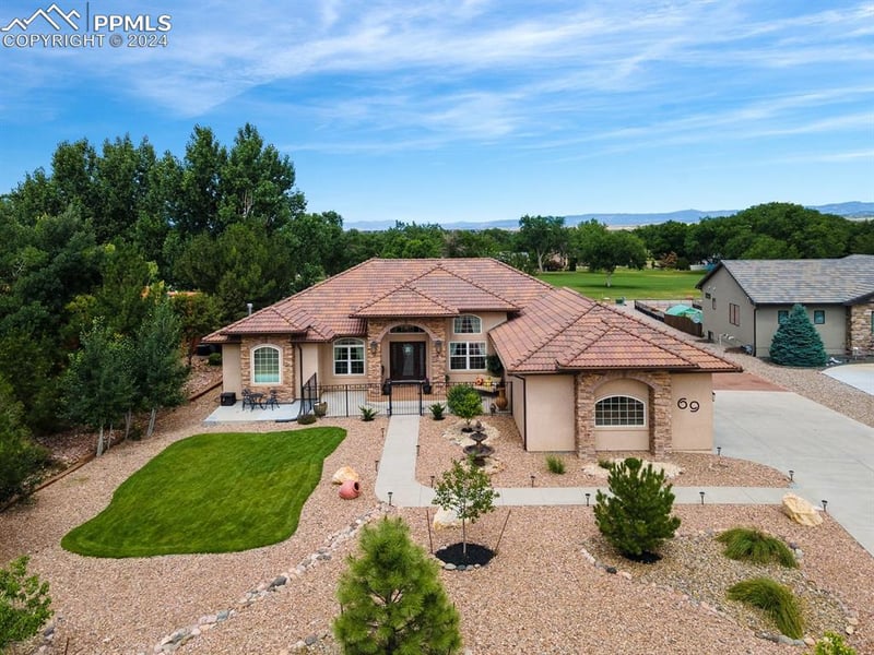 69 S Villa Del Sol Ct, Pueblo, CO 81007