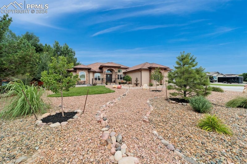 69 S Villa Del Sol Ct, Pueblo, CO 81007