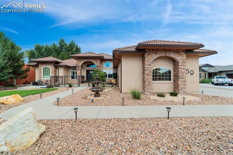 69 S Villa Del Sol Ct, Pueblo, CO 81007