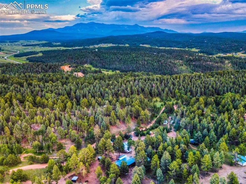 6903 W Highway 24 Hw, Divide, CO 80814
