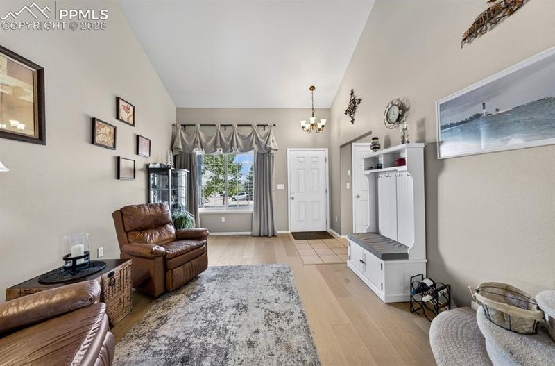 6903 Prairie Wind Dr, Colorado Springs, CO 80923