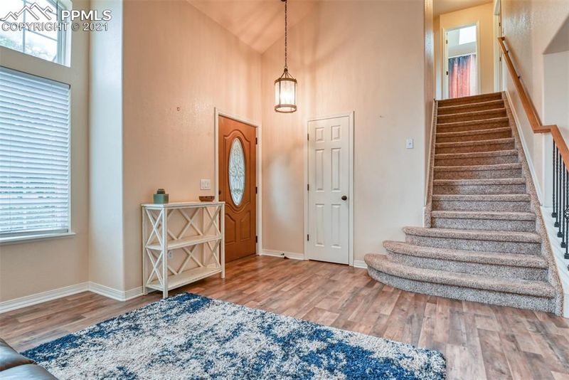 6905 Ashley Dr, Colorado Springs, CO 80922