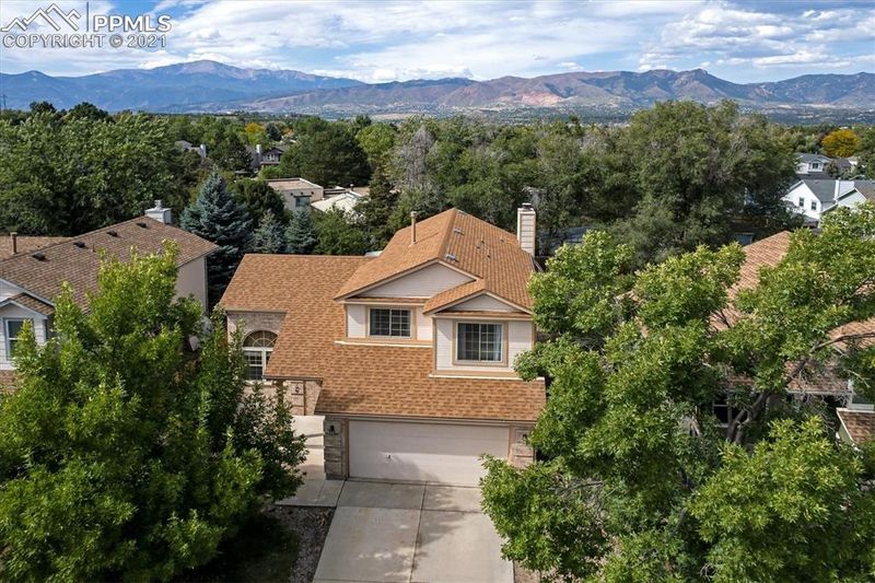 6909 Sproul Ln, Colorado Springs, CO 80918