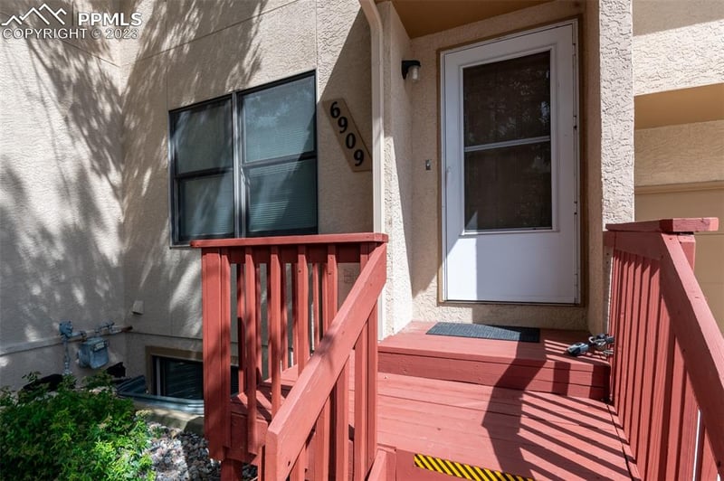 6909 Yellowpine Dr, Colorado Springs, CO 80919