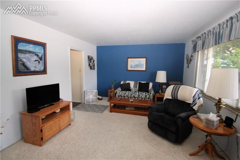 691 Bridger Dr, Colorado Springs, CO 80909