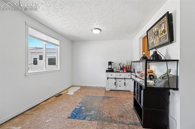 6910 Casper Ct, Colorado Springs, CO 80922