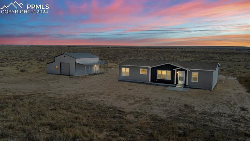 6913 Halex Grv, Colorado Springs, CO 80928