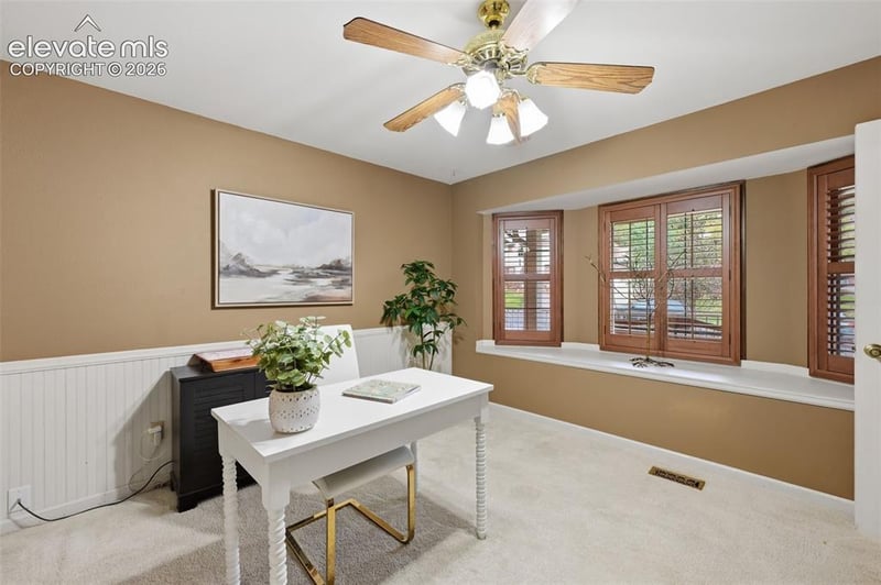 6914 Oak Valley Dr, Colorado Springs, CO 80919
