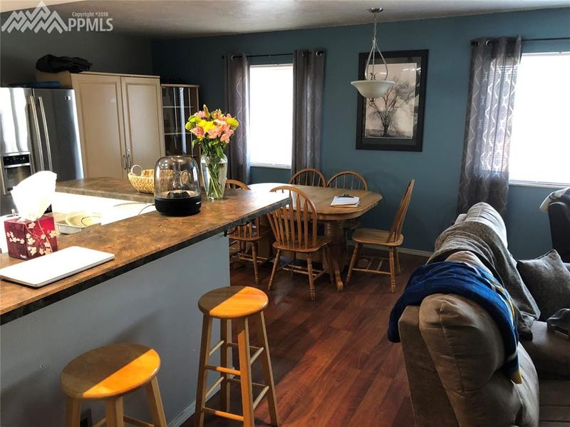 6915 Sullivan Ave, Colorado Springs, CO 80911