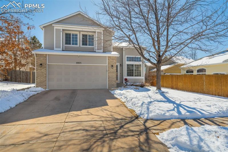 6923 Edinborough Dr, Colorado Springs, CO 80922
