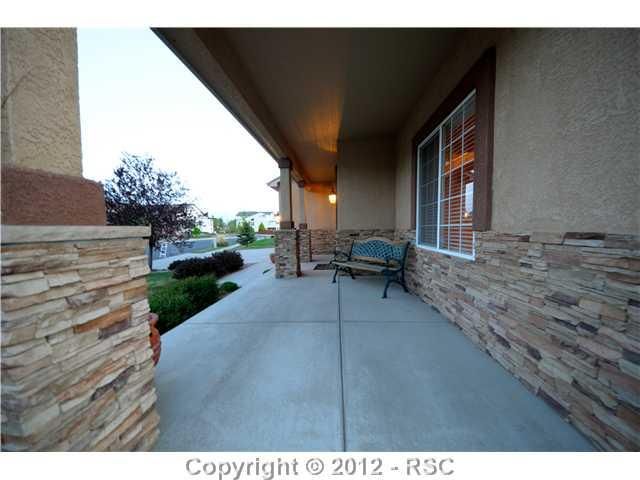 6924 Granite Peak Dr, Colorado Springs, CO 80923
