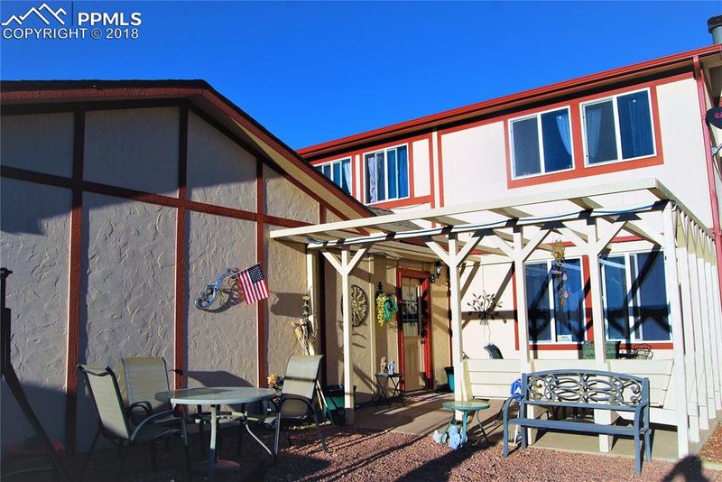 6925 Casper Ct, Colorado Springs, CO 80922