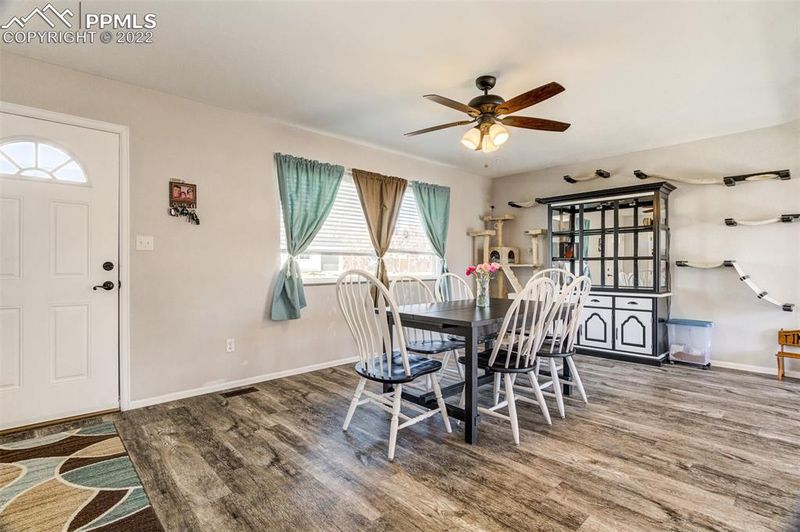 6925 Sullivan Ave, Colorado Springs, CO 80911