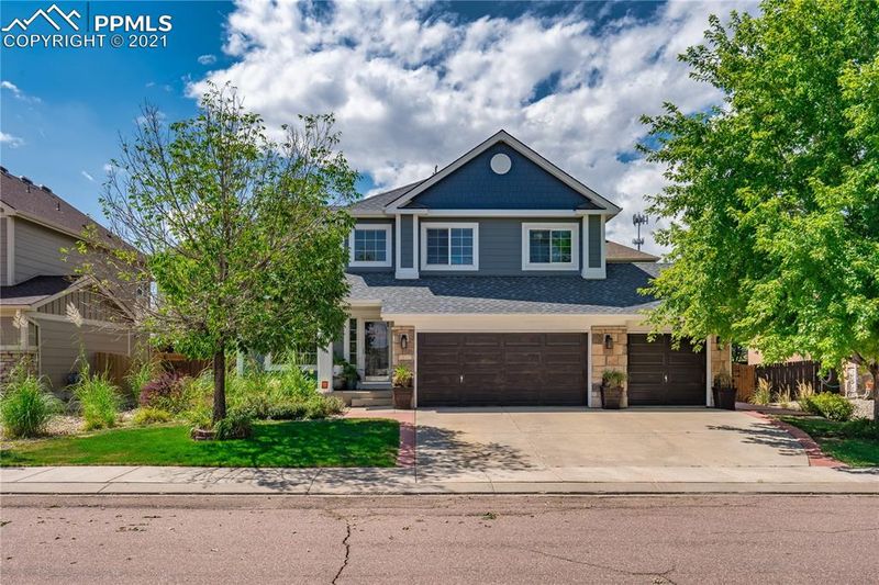 6927 Creekfront Dr, Fountain, CO 80817