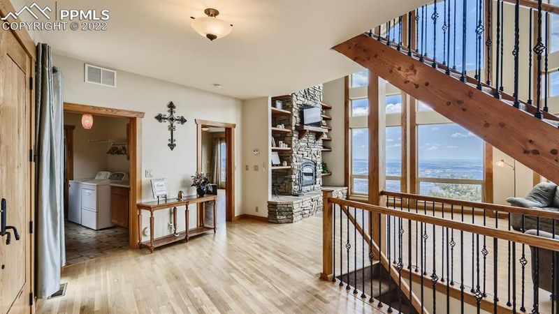 6928 Lady Bug Ln, Manitou Springs, CO 80829