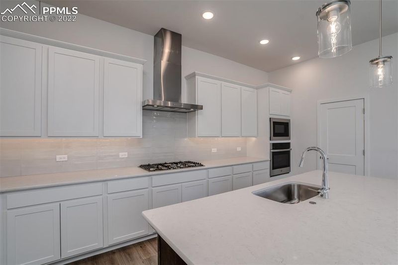 6938 Enclave Vista Loop, Colorado Springs, CO 80924