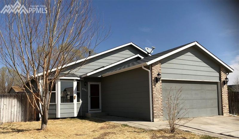 6945 Weeping Willow Dr, Colorado Springs, CO 80925
