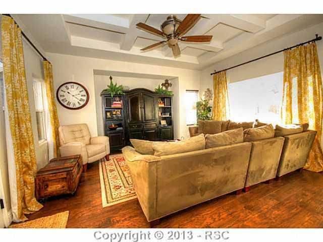 6947 Silverwind Cir, Colorado Springs, CO 80923