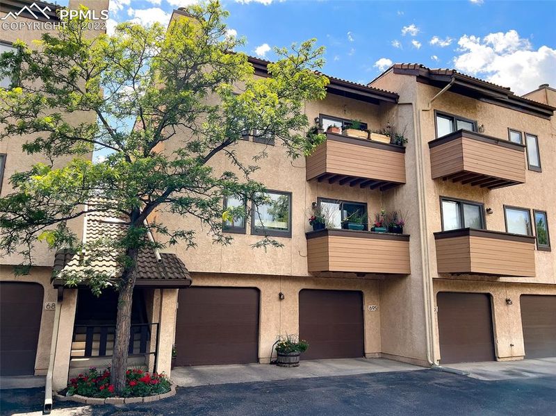 695 San Juan Rd, Colorado Springs, CO 80904