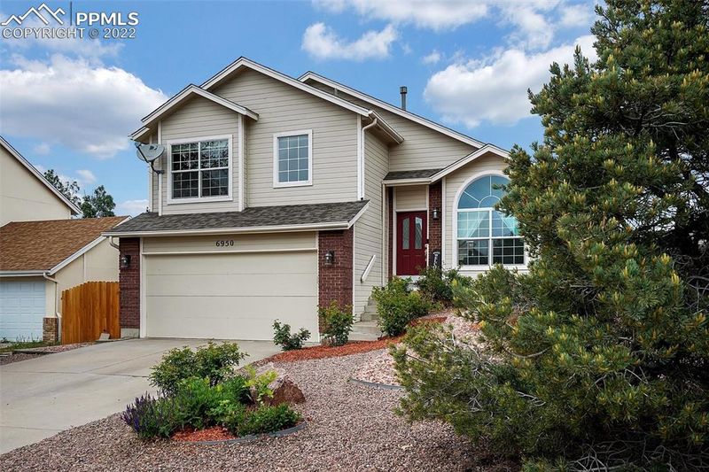 6950 Ashley Dr, Colorado Springs, CO 80922