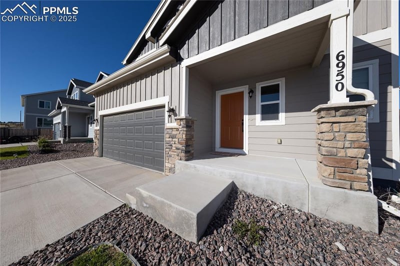 6950 Shunka Ln, Colorado Springs, CO 80925