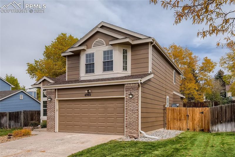 6960 Holt Dr, Colorado Springs, CO 80922