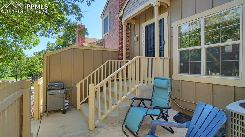 6962 Los Reyes Cir, Colorado Springs, CO 80918