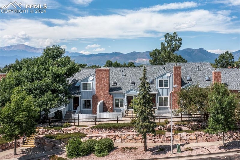 6970 Los Reyes Cir, Colorado Springs, CO 80918