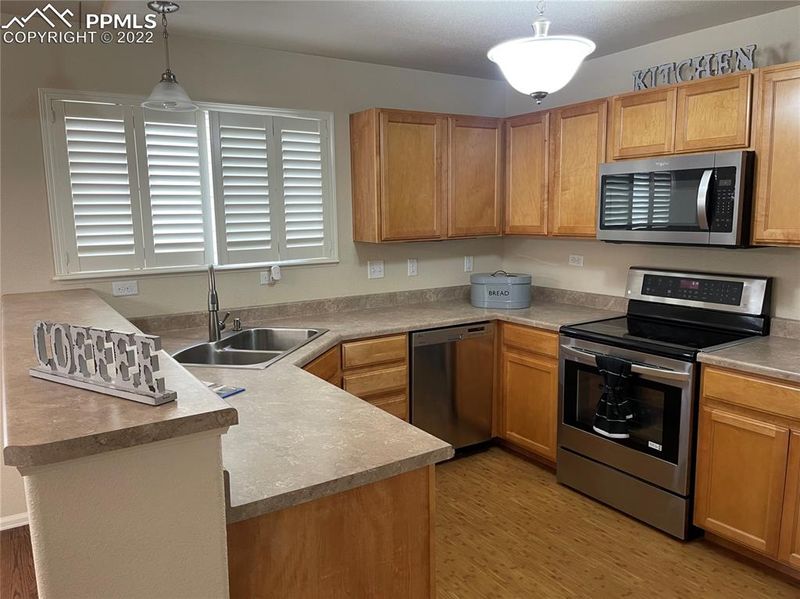 6979 Red Cardinal Loop, Colorado Springs, CO 80908