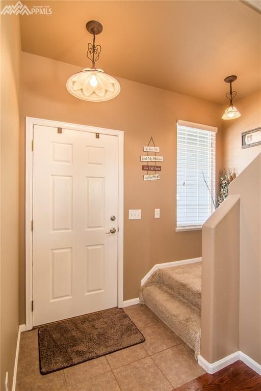 6983 Prairie Wind Dr, Colorado Springs, CO 80923