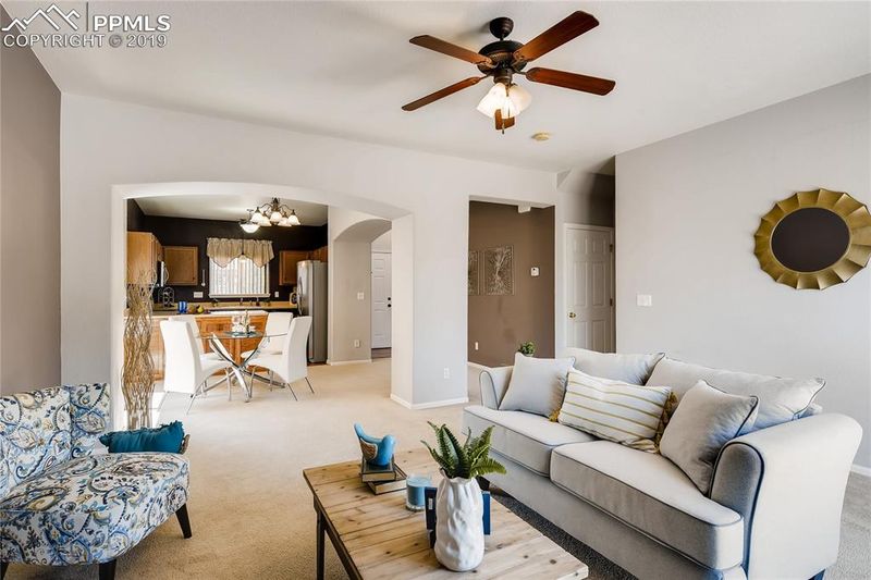 6984 Sierra Meadows Dr, Colorado Springs, CO 80908