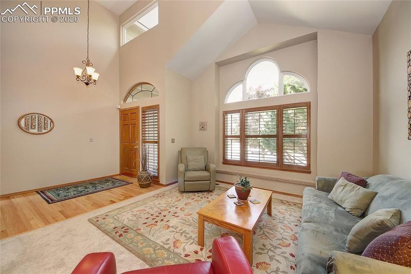 6985 Native Cir, Colorado Springs, CO 80919