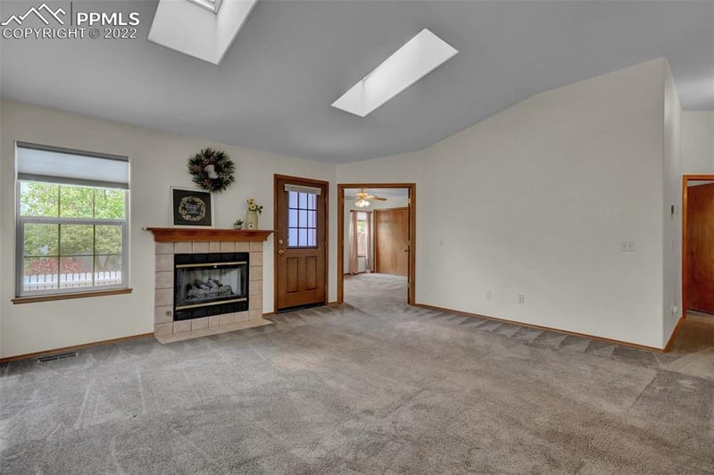 6989 Los Reyes Cir, Colorado Springs, CO 80918