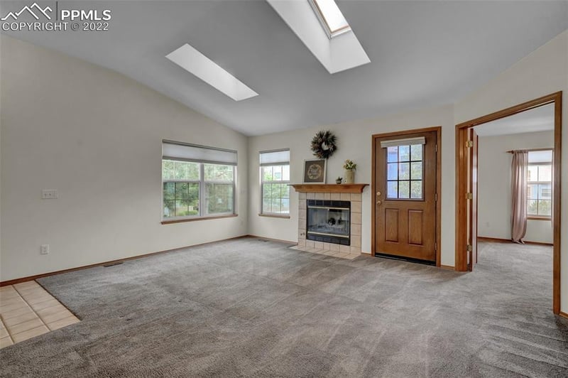 6989 Los Reyes Cir, Colorado Springs, CO 80918