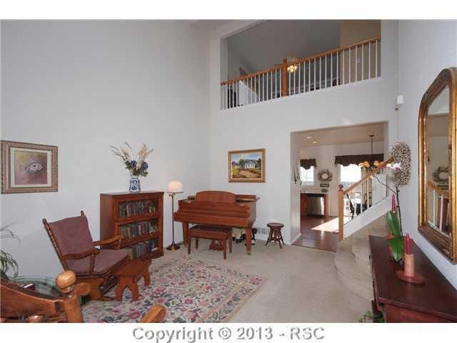 6995 Amber Ridge Dr, Colorado Springs, CO 80922