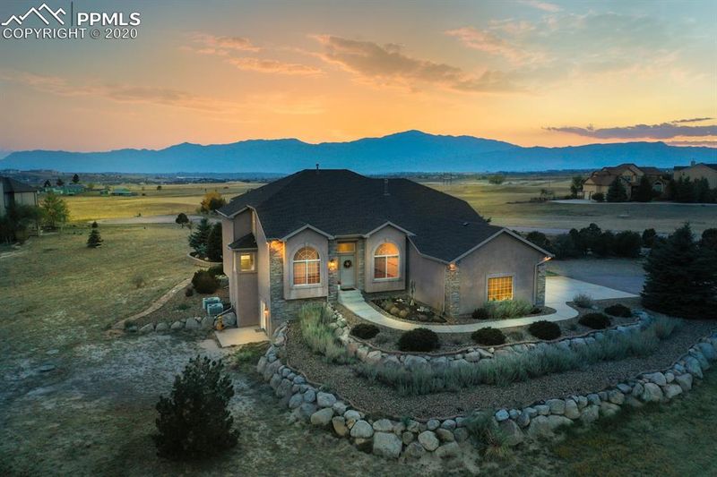 6997 Forestgate Dr, Colorado Springs, CO 80908
