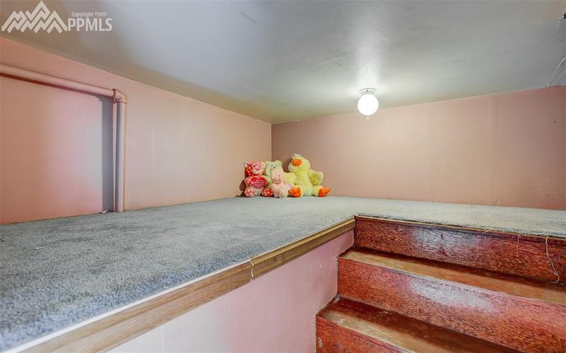 7 S 15th St, Colorado Springs, CO 80904