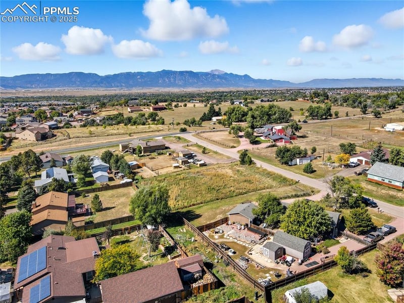 7 Circle C Rd, Fountain, CO 80817