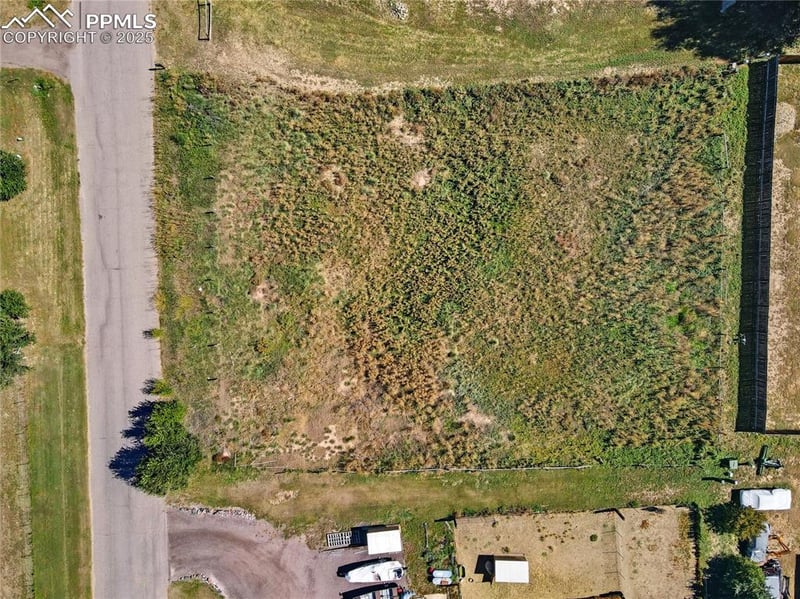 7 Circle C Rd, Fountain, CO 80817