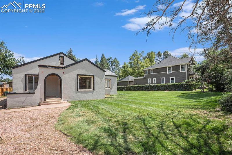 7 Mesa Ln, Colorado Springs, CO 80906