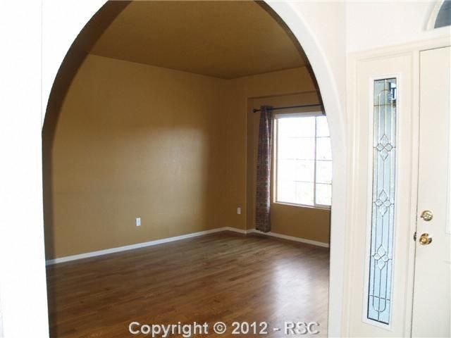 7 Pasadena Dr, Pueblo, CO 81006