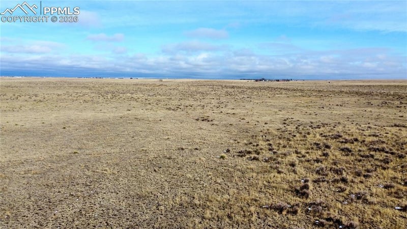 7 Shear Rd, Yoder, CO 80864