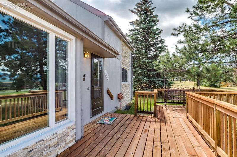 701 Forest Edge Cir, Woodland Park, CO 80863